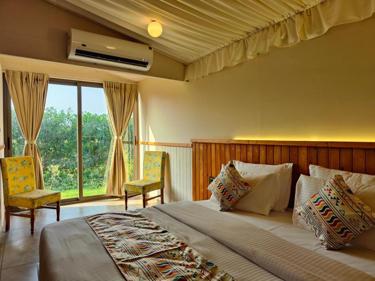 Nirvana Resort And Restaurant Garudeshwar Екстериор снимка