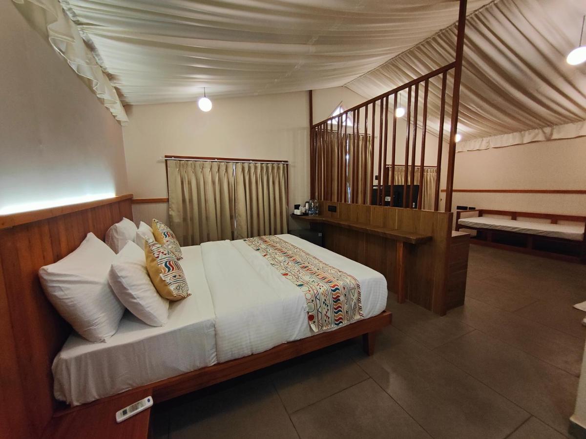 Nirvana Resort And Restaurant Garudeshwar Екстериор снимка