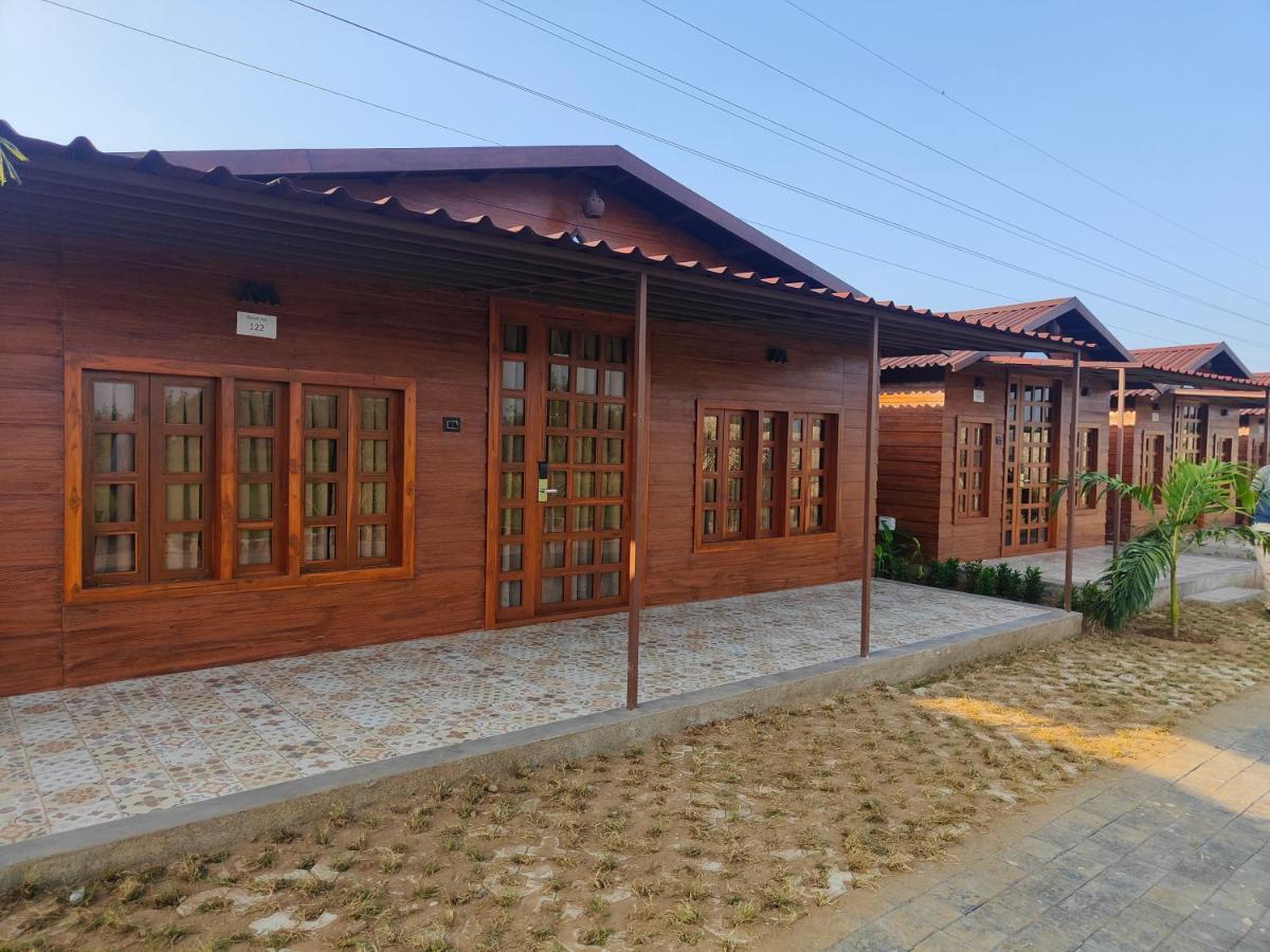 Nirvana Resort And Restaurant Garudeshwar Екстериор снимка