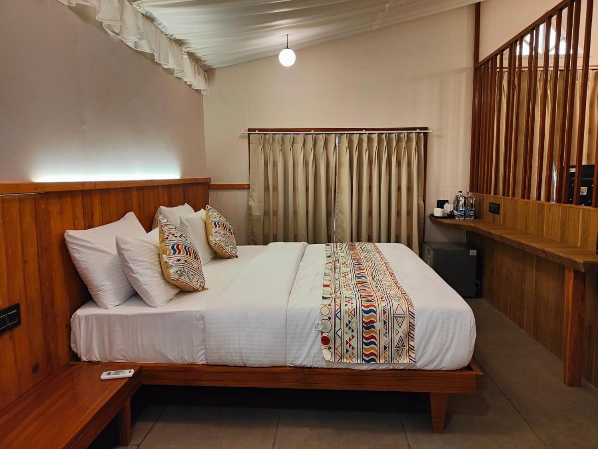 Nirvana Resort And Restaurant Garudeshwar Екстериор снимка